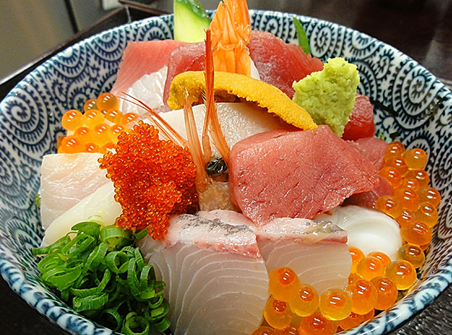 季節料理 お食事処浜の家